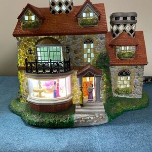 PartyLite Tealight House from The Old World Village collection